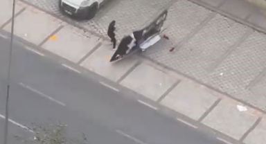 Fırtına Sırasında Uçan Reklam Panosu Bir Vatandaşın Üzerine Düştü