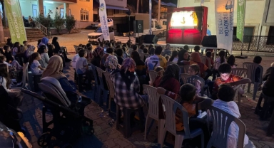 Mahallemde Neşe Var’ın İlk Durağı Pamukova Oldu