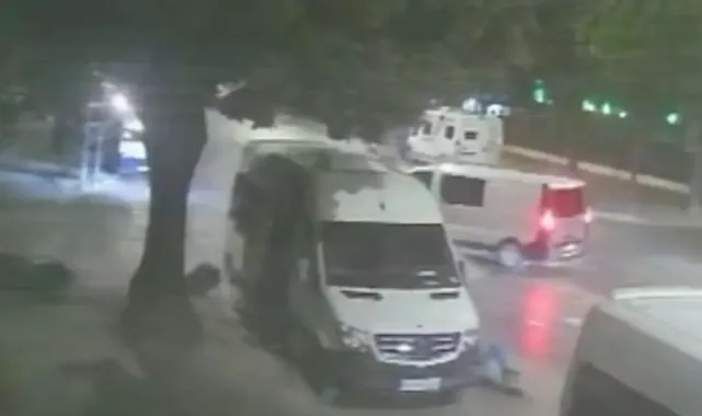 Motosiklet Sürücülerinin Ağır Yaralandığı Kazanın Güvenlik Kamerası Ortaya Çıktı