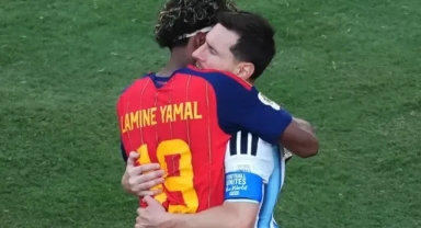 Nereden Nereye, Messi'nin Elinden Dünya Kupası'nı Aldı