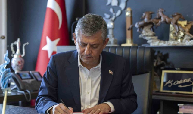 Özgür Özel CHP'den İstifa Etti, Kurduğu Partinin Adını Duyurdu
