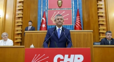 Özgür Özel İstifasını mı Açıklayacak, Yeni Partiyi mi İlan Edecek?