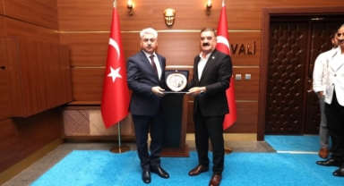 Sakarya Muşlular Derneği'nden Vali Doğan'a Ziyaret