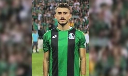 Sakaryaspor'da Genç Oyuncuyla Yollar Ayrıldı